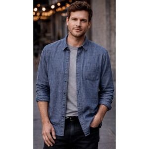 Vince Button Down Shirt Mens Size Medium Blue Micro Dot Style: M2088-1211 Cotton